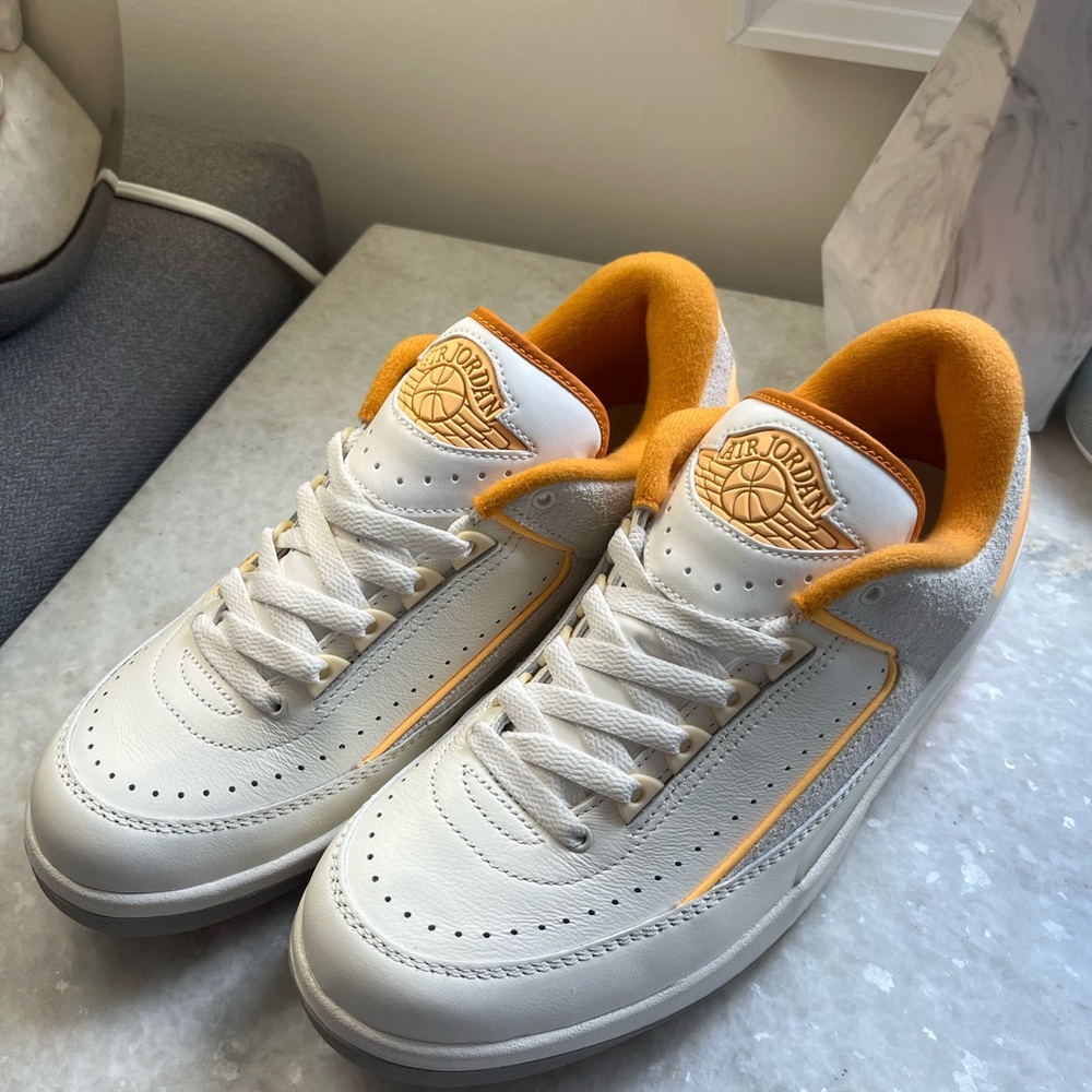 Jordan 2 Retro Low Craft Melon size 8.5 mens